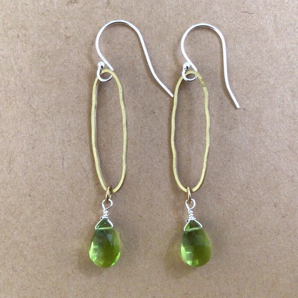 Peridot sundance charm artisan Earrings - Picture 8 of 8